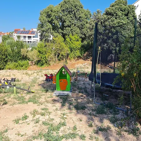 Apartment Luxury Ani - Three Bedroom With Terrace And Swimming Pool *